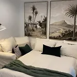Seagrass Cottage On The Beach