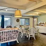 Cute And Quirky Doves Nest Studio Walk To Werri Beach