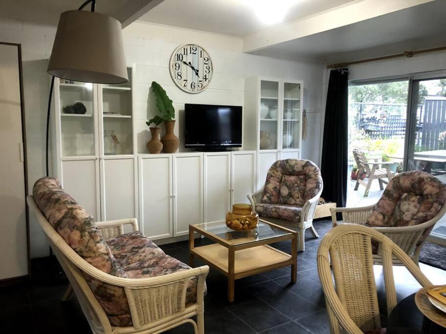 Apartment Cute And Quirky Doves Nest Studio Walk To Werri Beach