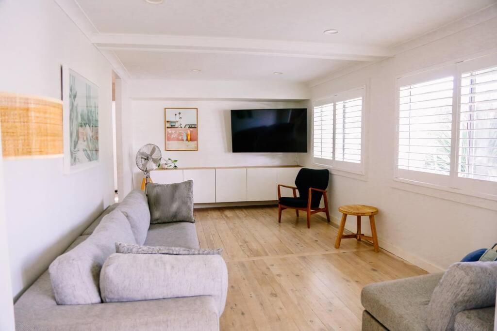 White Lilly Retreat