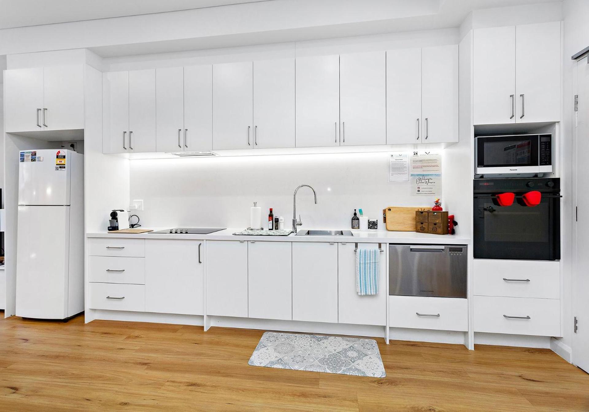 Apartment Ocean Whispers -