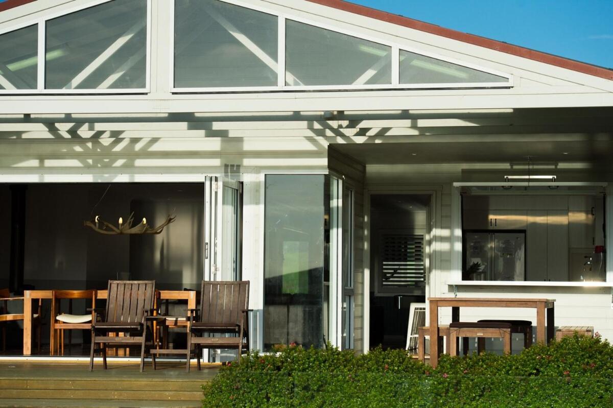 Holiday home Seacliff House 10 Bedrooms With Ocean & Dairy Country Views Gerringong