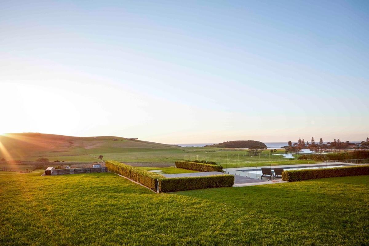 Seacliff House 10 Bedrooms With Ocean & Dairy Country Views Gerringong