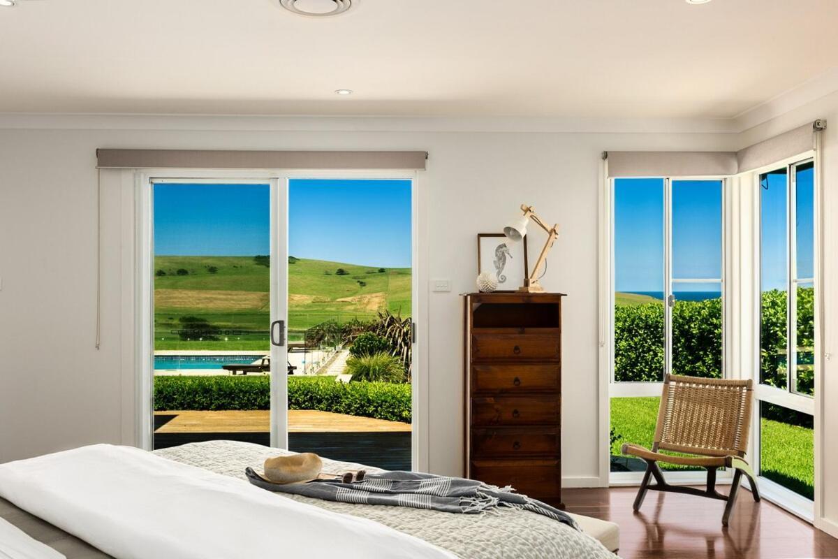 Seacliff House 10 Bedrooms With Ocean & Dairy Country Views Holiday home Gerringong