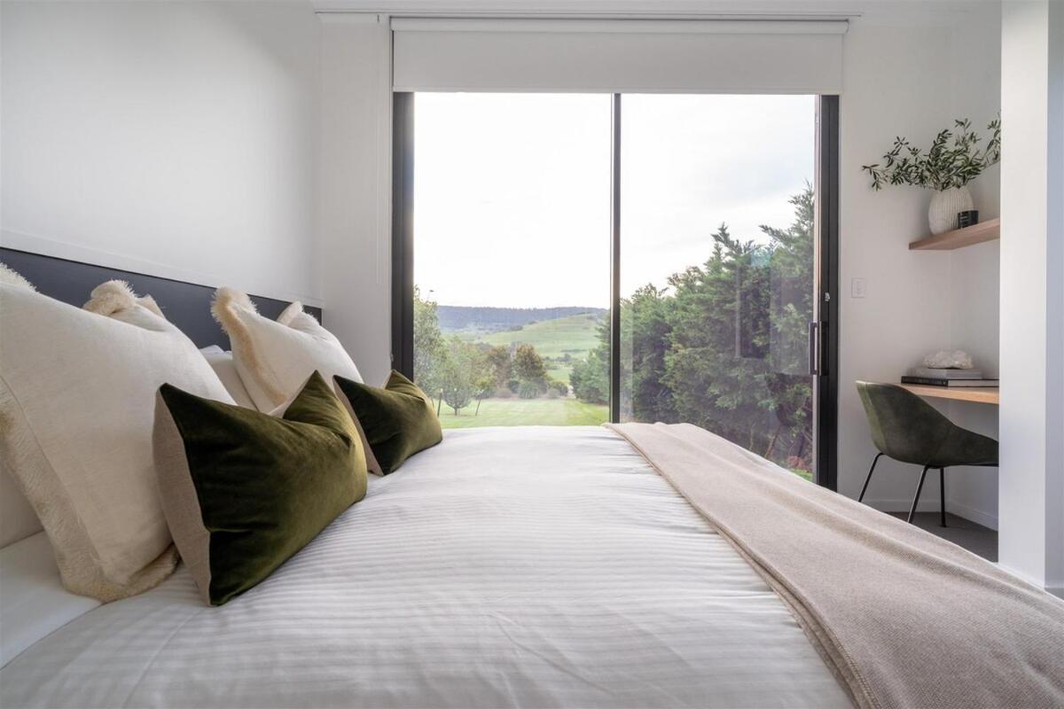 Seacliff House 10 Bedrooms With Ocean & Dairy Country Views Gerringong