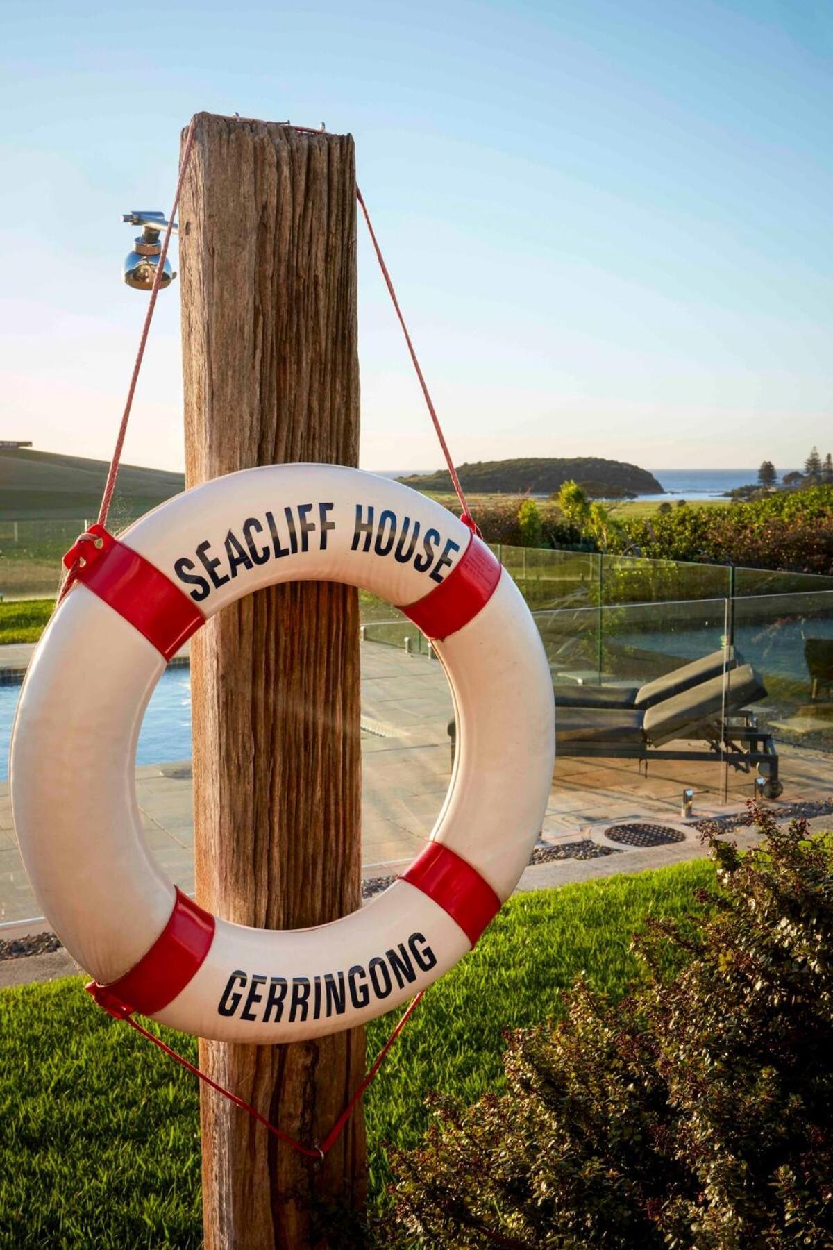 Seacliff House 10 Bedrooms With Ocean & Dairy Country Views Holiday home Gerringong