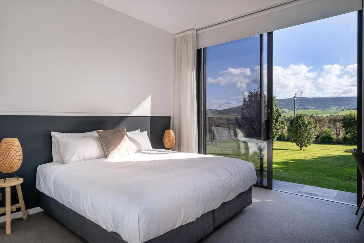Seacliff House 10 Bedrooms With Ocean & Dairy Country Views Holiday home