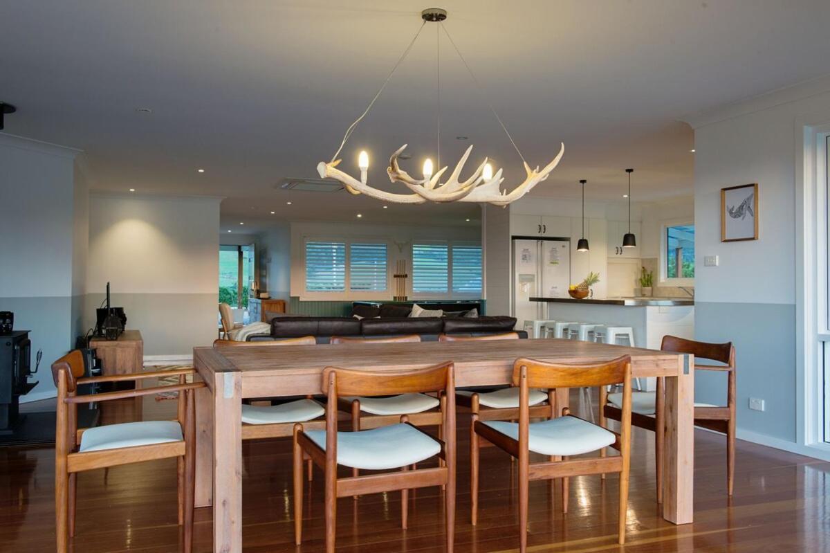 Seacliff House 10 Bedrooms With Ocean & Dairy Country Views Holiday home Gerringong